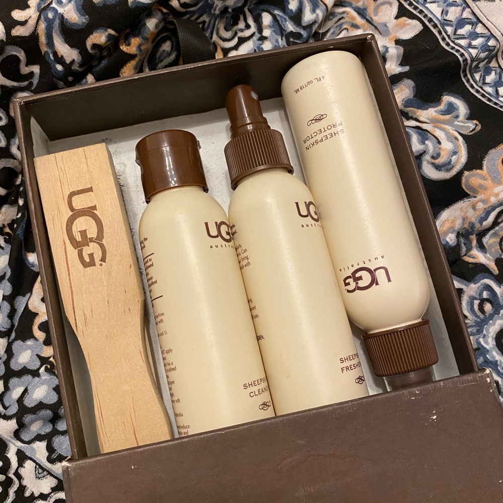 UGG cleaning kit